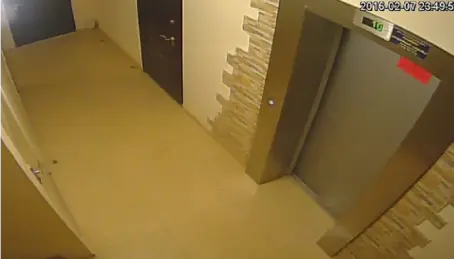 Площадка перед лифтом